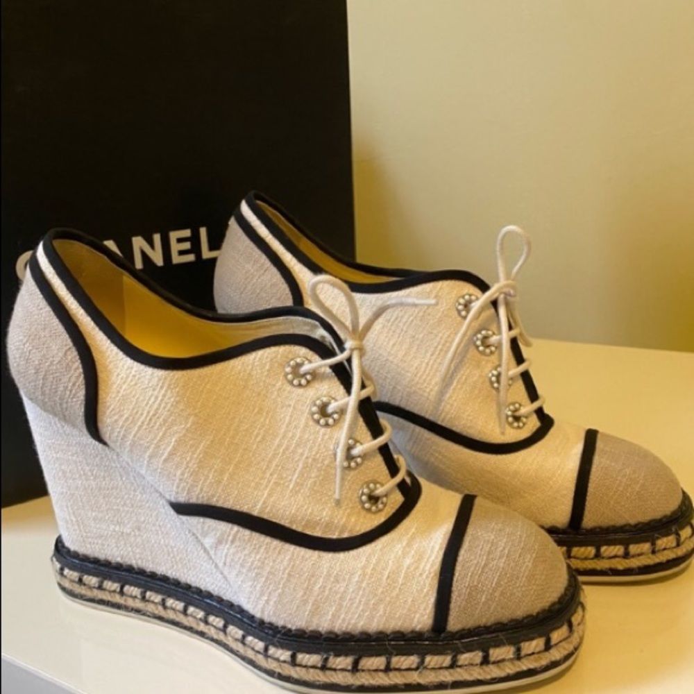 CHANEL Espadrille Wedge - Picture 1 of 7